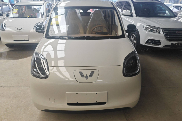 五菱汽车 宏光MINIEV 2025款 四门版 进阶款车身外观2