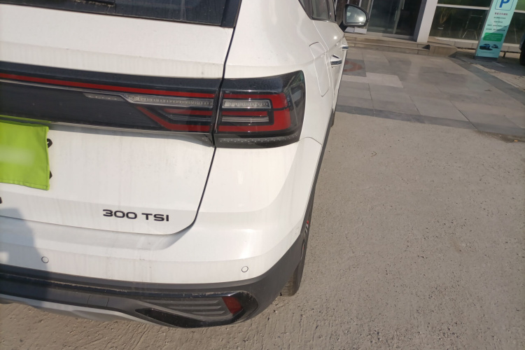 大众 途岳 2024款 300TSI 两驱月尊版车身外观6006