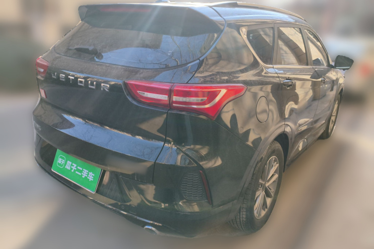 捷途X70 2020款 1.5T DCT悦行版 6座车身外观7