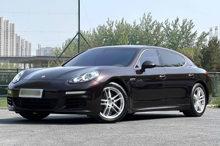 保时捷 2014款 Panamera 4 Executive 3.0T车身外观6005
