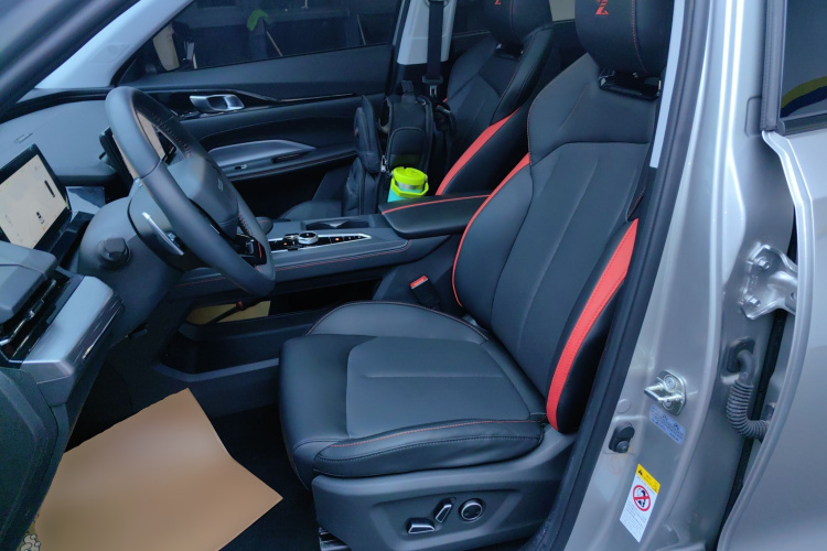 长安欧尚Z6 2022款 蓝鲸 1.5T DCT智领型城市版中控内饰19