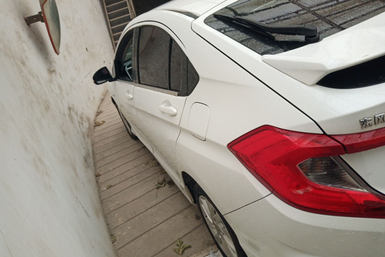 本田 竞瑞 2017款 1.5L CVT经典版车身外观4