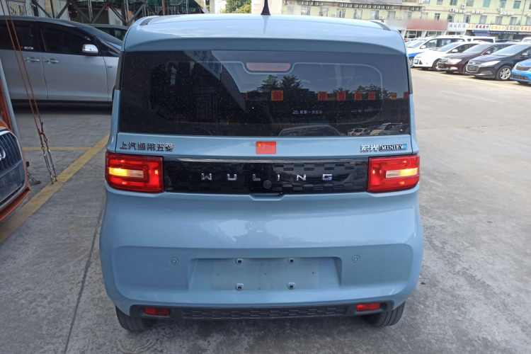 五菱汽车 宏光MINIEV 2022款 自在款 磷酸铁锂车身外观6