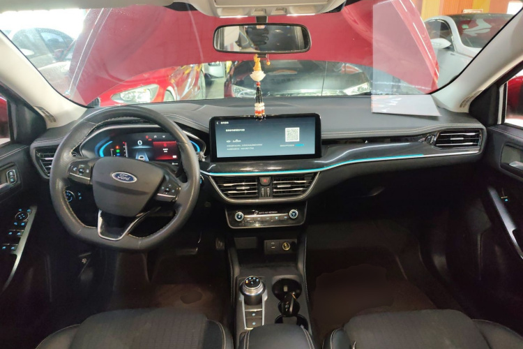福特 福克斯 2021款 两厢 EcoBoost 180 自动锋潮型中控内饰7002