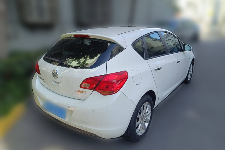 别克 英朗 2014款 XT 1.6L 自动时尚版车身外观6005