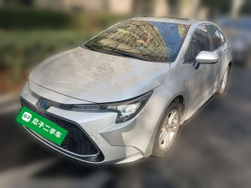 丰田 雷凌 2022款 双擎 1.8H E-CVT豪华版