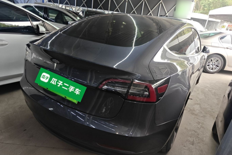 特斯拉 Model 3 2019款 标准续航后驱升级版车身外观6005