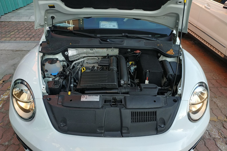 大众 甲壳虫 2017款 180TSI 宜乐版机舱底盘24