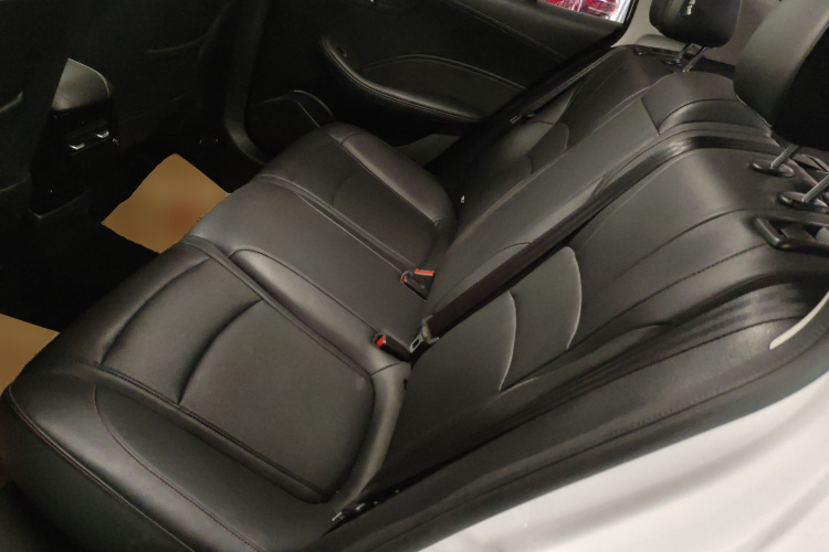 荣威i5 2023款 1.5L CVT豪华版中控内饰21