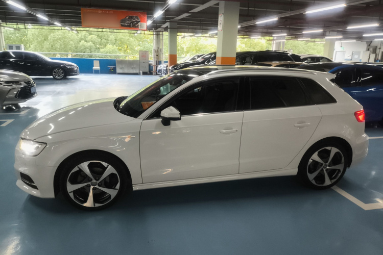 奥迪A3 2019款 Sportback 35 TFSI 运动型 国VI车身外观4