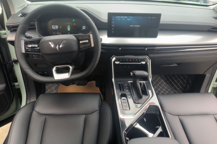 五菱汽车 五菱星辰 2021款 1.5T CVT星辉版中控内饰12