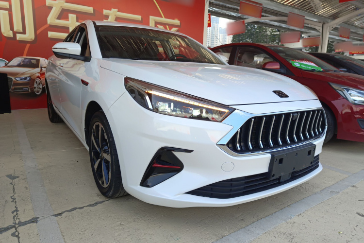 思皓A5 2021款 1.5T CVT尊贵智联型车身外观3