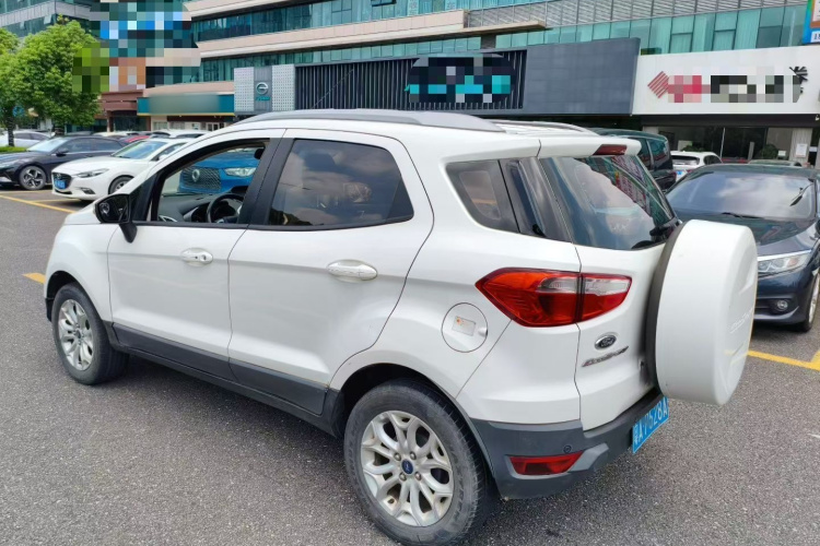 福特 翼搏 2013款 1.5L 自动尊贵型车身外观6002