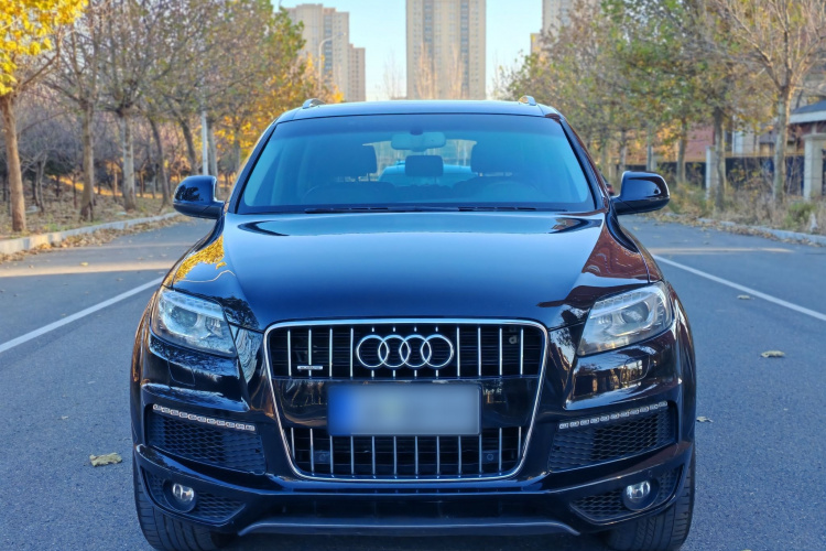 奥迪Q7 2014款 35 TFSI 运动型车身外观1