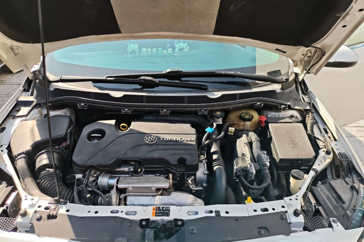 别克 威朗 2015款 三厢 20T 双离合领先型机舱底盘24