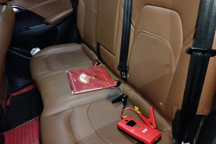 宝沃BX7 2016款 28T 两驱豪华版 5座中控内饰21