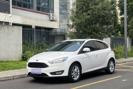 福特 福克斯 2018款 两厢经典 1.6L 自动风尚型智行版