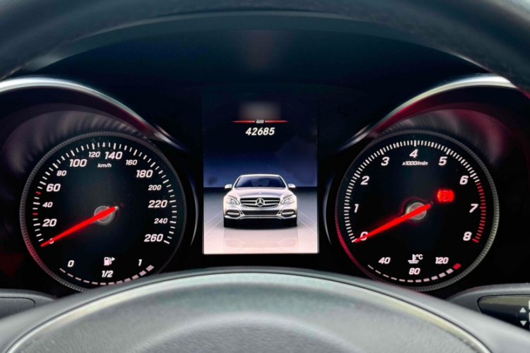 奔驰C级 2018款 C 180 L 时尚型局部细节14