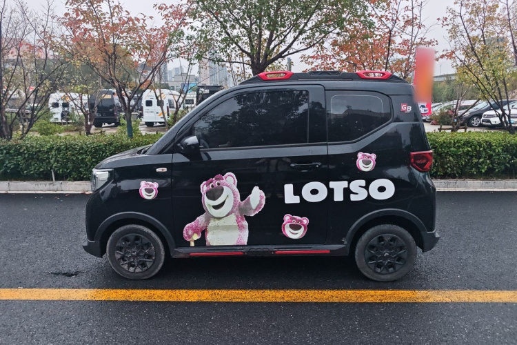 五菱汽车 宏光MINIEV 2022款 GAMEBOY 200km 玩咖款 磷酸铁锂车身外观6003