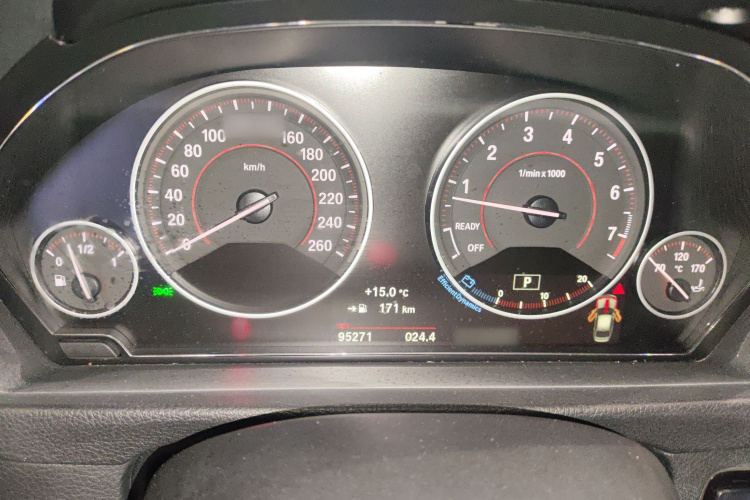 宝马3系 2019款 320i M运动套装局部细节14