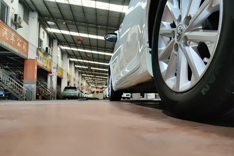 丰田 凯美瑞 2015款 2.0G 领先版局部细节9002