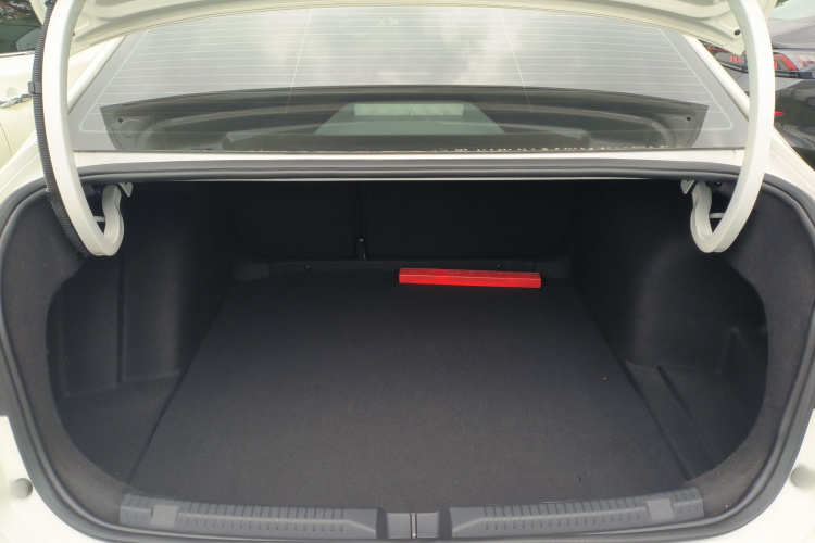 大众 朗逸 2019款 1.5L 自动舒适版 国VI机舱底盘23