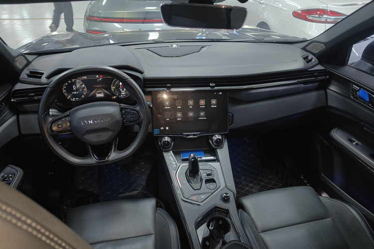 领克01 EM-P 2021款 1.5TD PHEV Halo中控内饰12