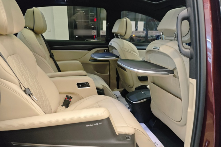 别克GL8 2022款 ES陆尊 653T 旗舰型中控内饰7003