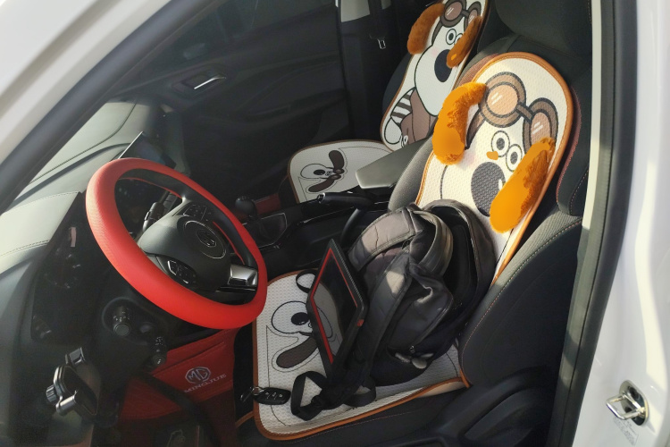 名爵 MG5 2023款 180DVVT 手动风尚版局部细节19