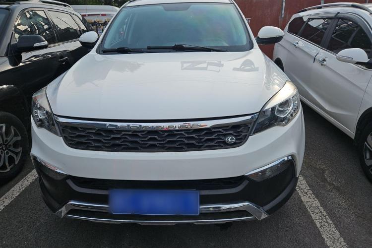 猎豹汽车 猎豹CS10 2015款 2.0T 手动至尊型车身外观6001