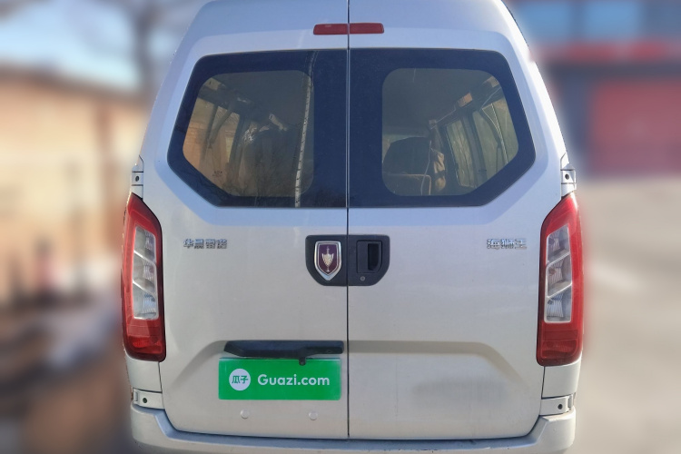 金杯海狮王 2021款 2.0L城运王系列畅运型高顶6座1TZS车身外观6