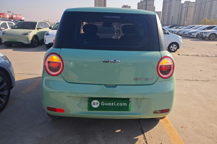 长安启源 长安Lumin 2023款 205km 香沁款车身外观6