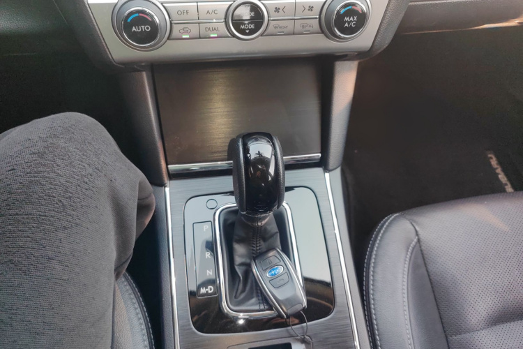 斯巴鲁 力狮 2016款 2.5i 全驱荣耀版局部细节18