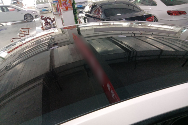 特斯拉 Model Y 2021款 标准续航后驱版局部细节57