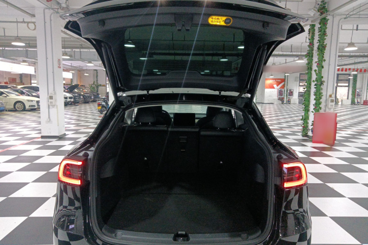 特斯拉 Model Y 2021款 标准续航后驱版机舱底盘23