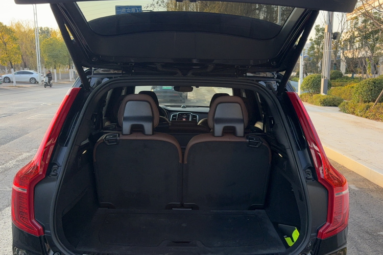 沃尔沃XC90 2023款 B5 智行豪华版 7座局部细节23