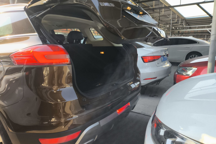 吉利汽车 博越 2016款 1.8TD 自动智慧型局部细节23