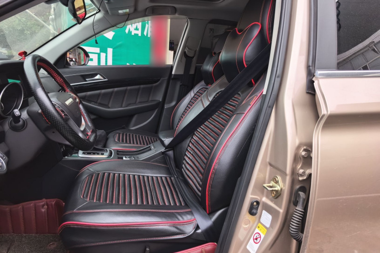 猎豹汽车 猎豹CS10 2016款 2.0T 自动尊享型局部细节19