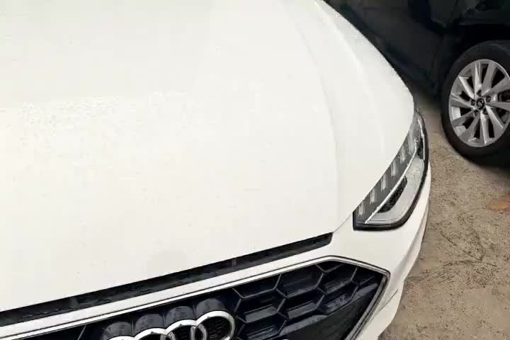 奥迪A4L 2020款 40 TFSI quattro 豪华动感型实拍1