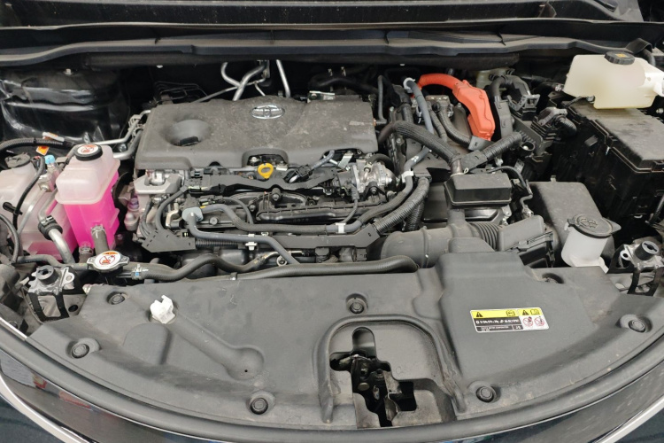 丰田 格瑞维亚 2024款 2.5L混动 尊贵PLUS四驱版机舱底盘24