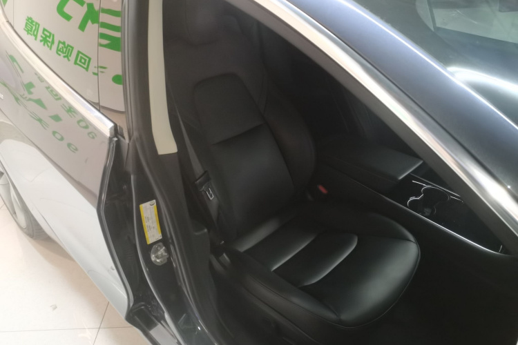 特斯拉 Model 3 2020款 标准续航后驱升级版局部细节41