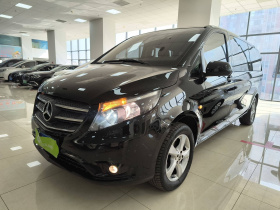 奔驰 威霆 2018款 2.0T 精英版 7座 国VI