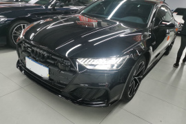 奥迪A7L 2024款 45TFSI S-line 筑梦型 流晶套装