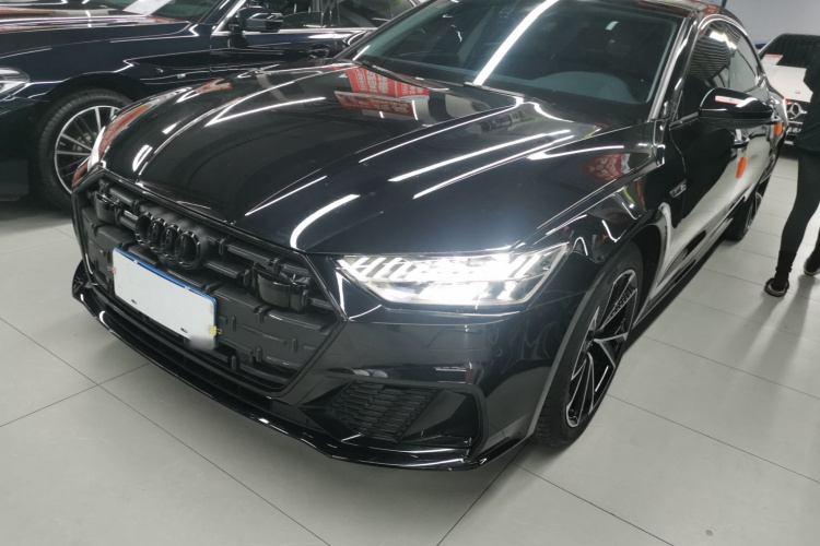 奥迪A7L 2024款 45TFSI S-line 筑梦型 流晶套装车身外观1