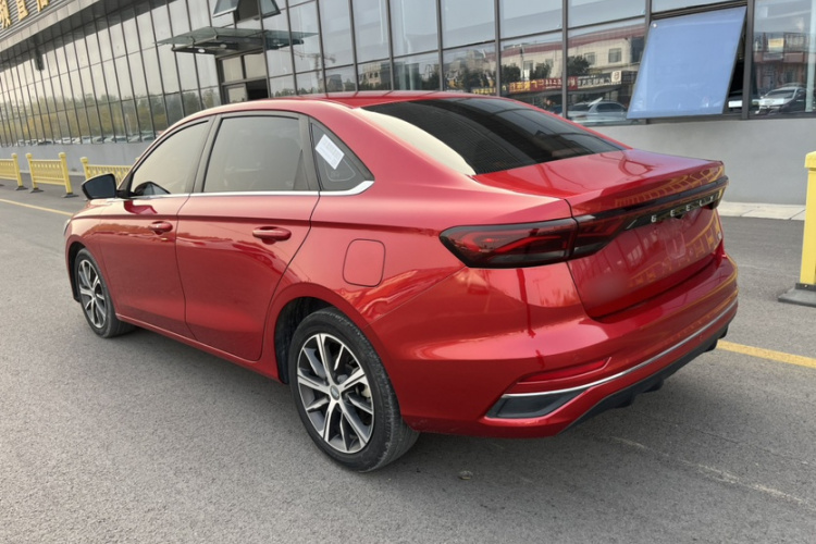 吉利汽车 帝豪 2022款 第4代 1.5L CVT尊贵型车身外观6002