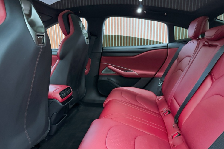 小米汽车 小米SU7 2024款 后驱长续航智驾版中控内饰7002