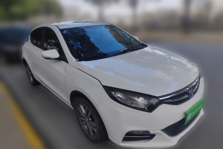 长安 逸动 2016款 XT 1.6L 手动俊酷型车身外观6002