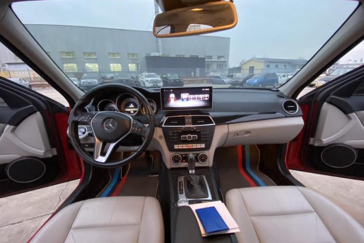 奔驰C级 2013款 C 260 CGI 时尚型中控内饰7001