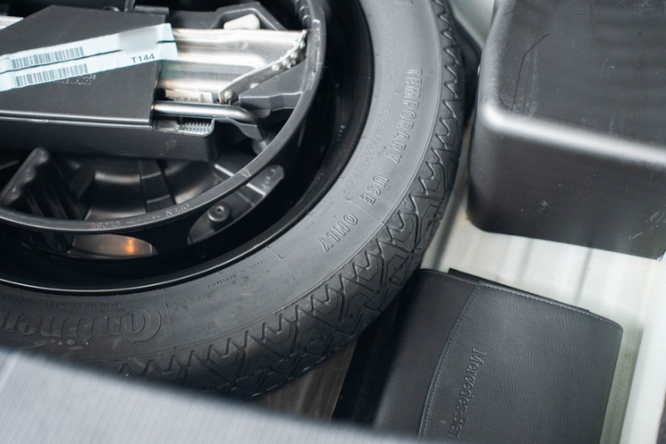 奔驰E级(进口) 2014款 E 200 轿跑版局部细节23