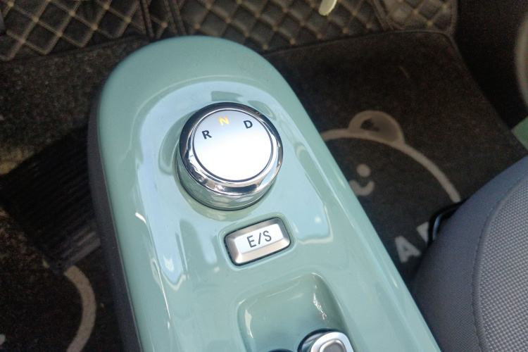 长安启源 长安Lumin 2022款 210km 香甜款局部细节18